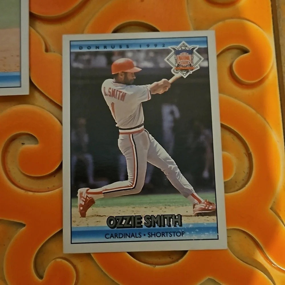 Donruss Ozzie Smith Saint Louis Cardinals 1992 card # 432 and #423 2 pack